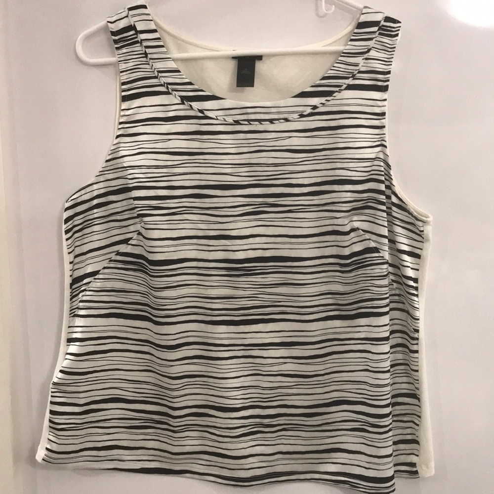 Ann Taylor Print Blouse no sleeve